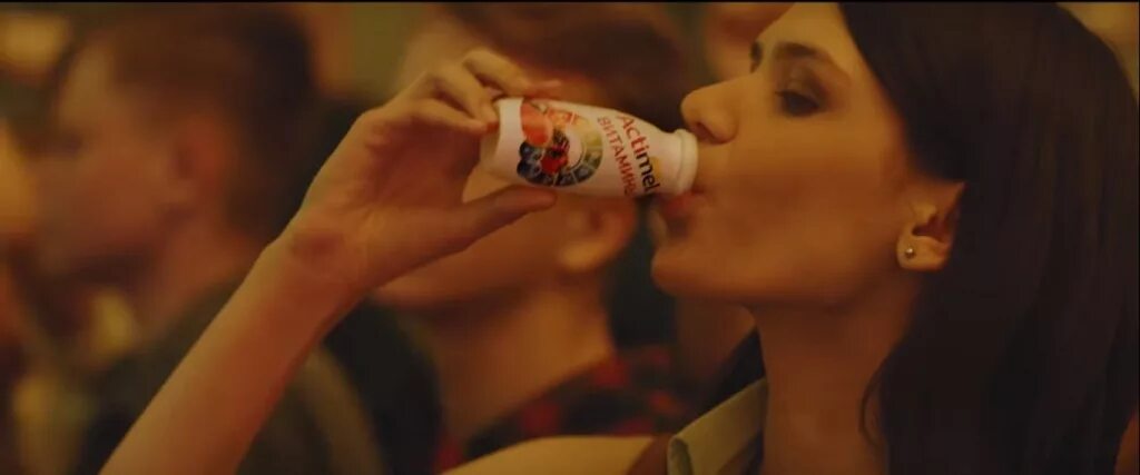 Девочка из клипа витаминка. Тима белорусских клипы. Тима белорусских из клипа витаминка. Девочка из клипа витаминка. Кто снимался в клипе витаминка тима белорусских.