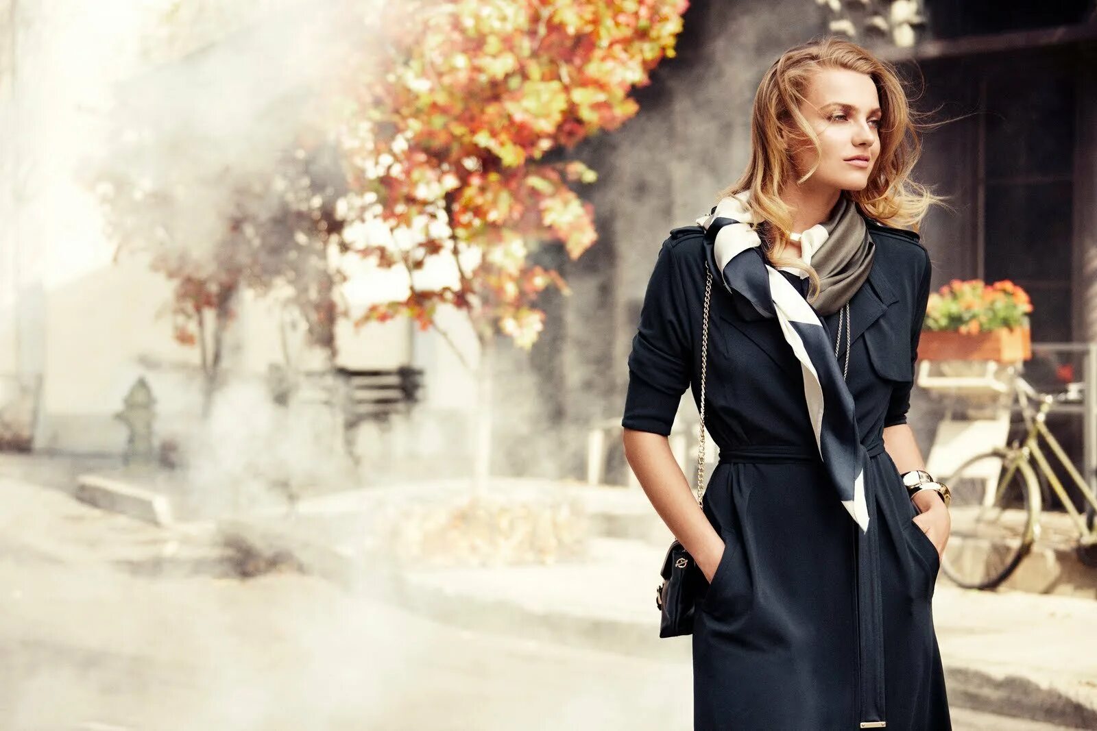 Стильные классические образы. Марина laswick одежда. Девушка в классическом стиле. Девушка в классическом костюме. Элегантная одежда для женщин.