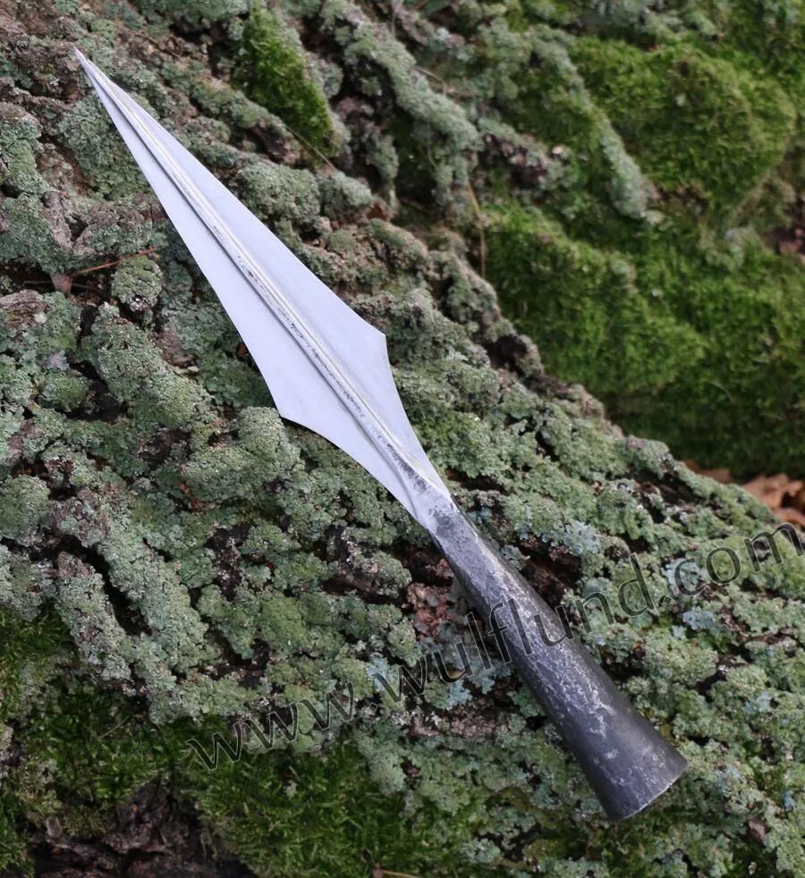 Rock spear