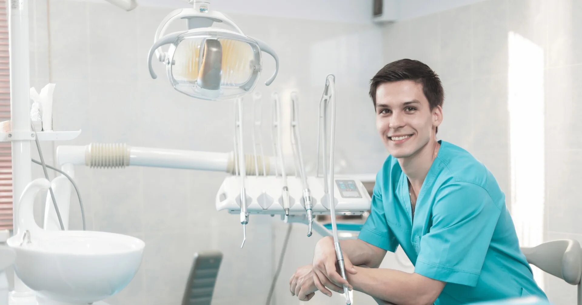 Авито стоматолог