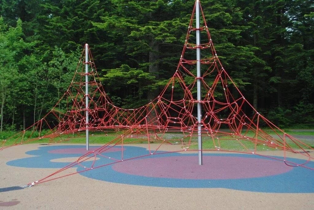 Playground net. Детская площадка с тросом. rope net pyramid. park a net. pyramid&#039;s net.