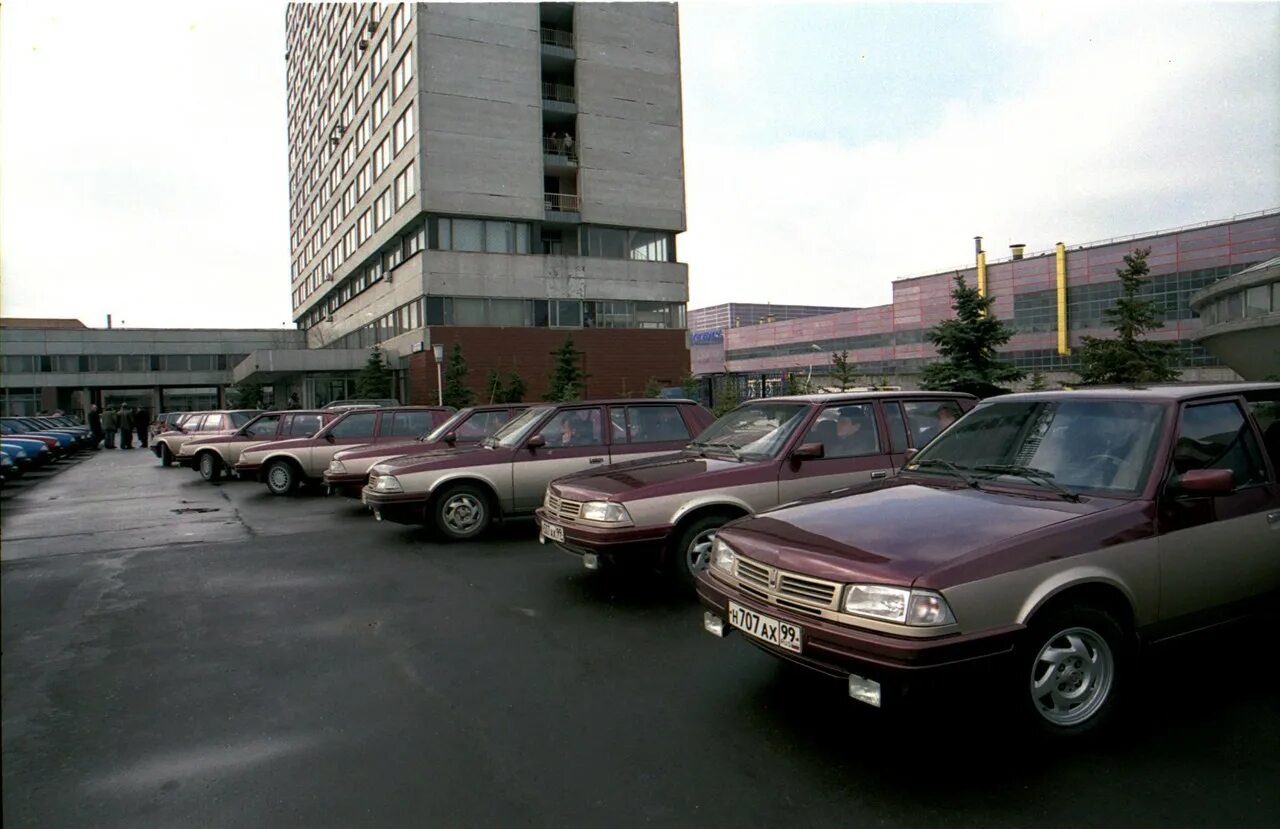 Азлк где. Москвич 2142. азлк 2142r5 1999. завод москвич азлк. завод азлк москва.
