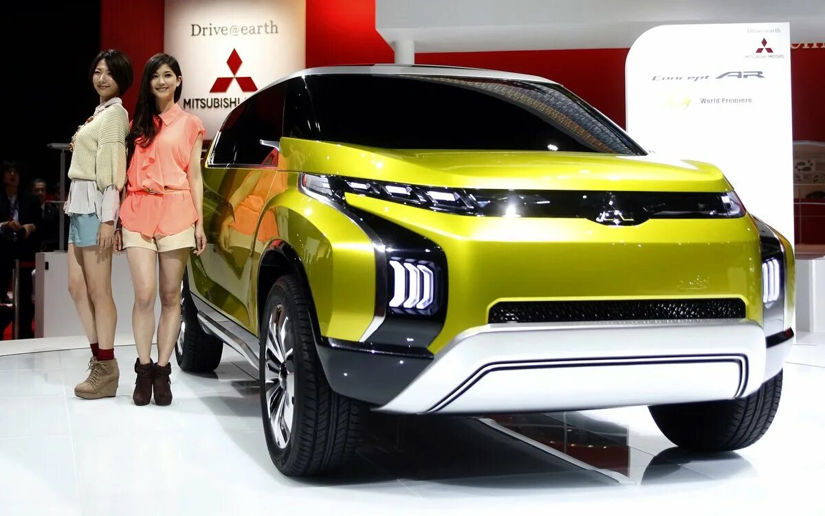 Mitsubishi ряд. Модельный ряд Митсубиси 2022. Мицубиси Модельный ряд 2021. Митсубиси Модельный ряд 2020. Модельный ряд автомобилей Мицубиси в Японии.