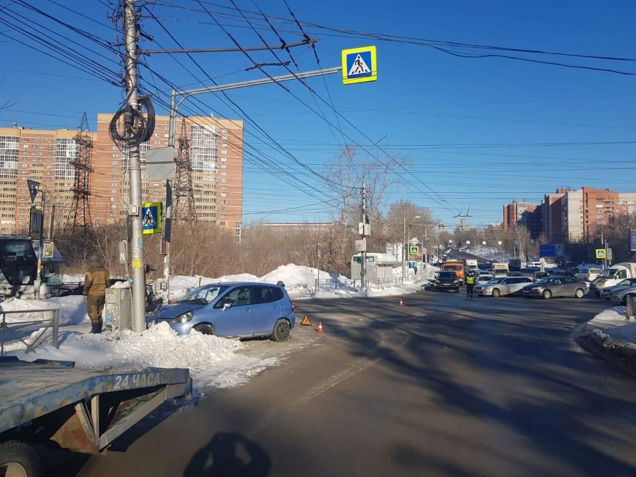 Новосибирск 14 недели. Заельцовский район Новосибирск. ДТП Новосибирск февраль. ДТП С автобусом Новосибирск. Светофор Новосибирск Заельцовском районе.