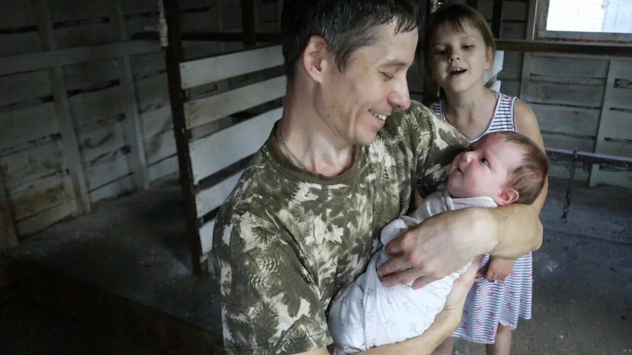 Видео маму в деревне. Деревенский дневник многодетной мамы Ольги. Деревенский дневник многодетной матери.