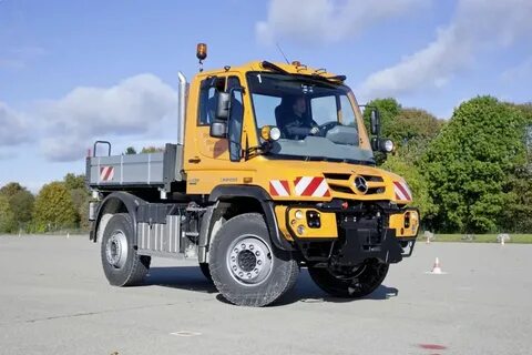 Mercedes unimog