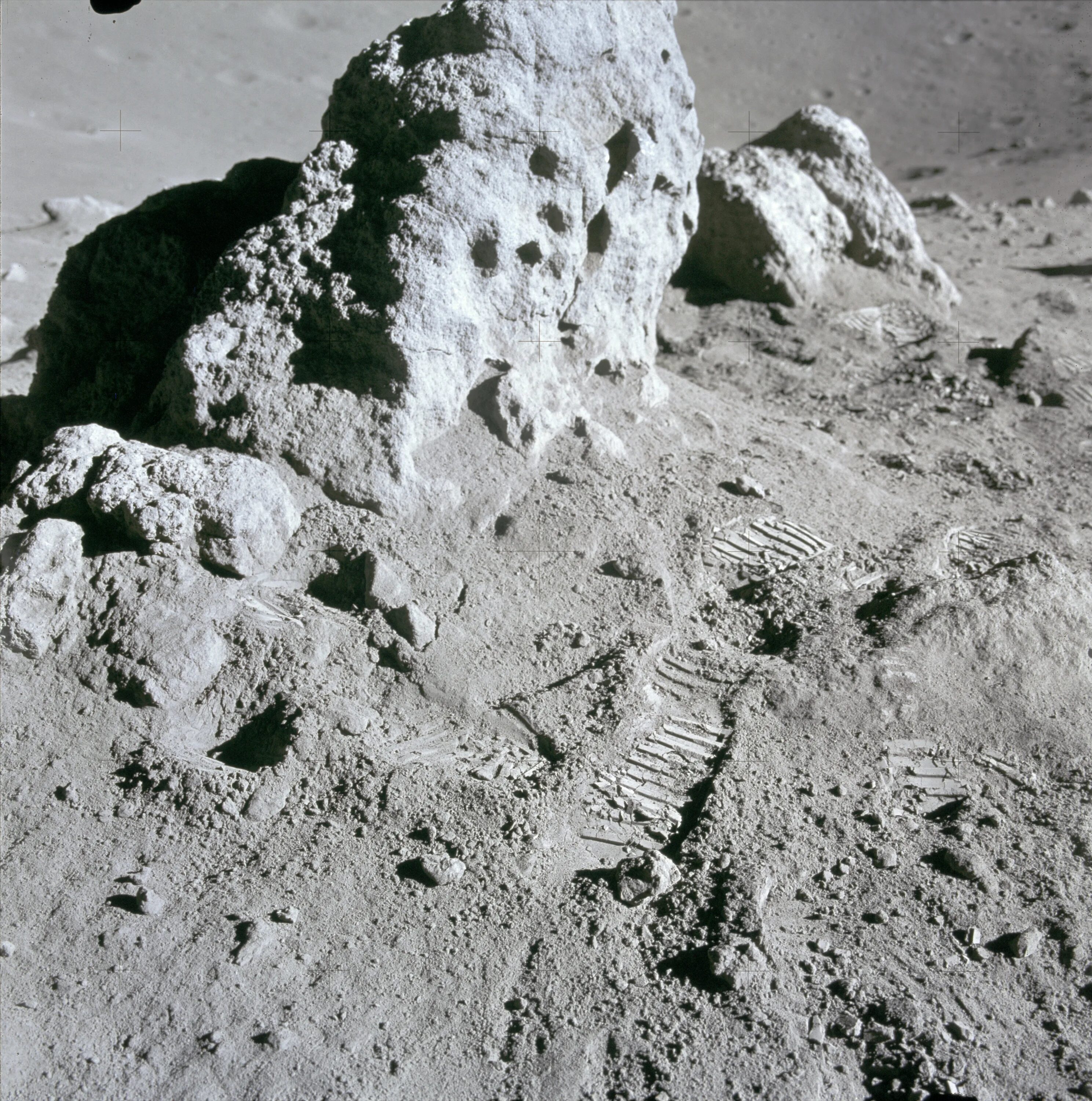 Ghost mountain appolon