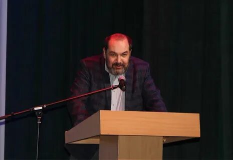 Директор хренов