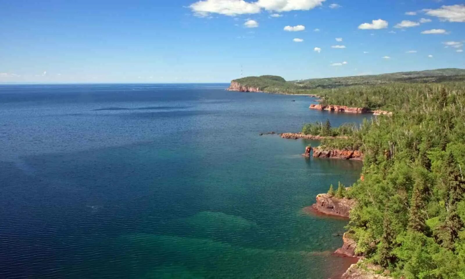 Верхнее озеро (Lake Superior). Канада. Озеро Гурон Северная Америка. Великие американские озёра верхнее Гурон Мичиган Эри Онтарио. Озеро Супериор США.