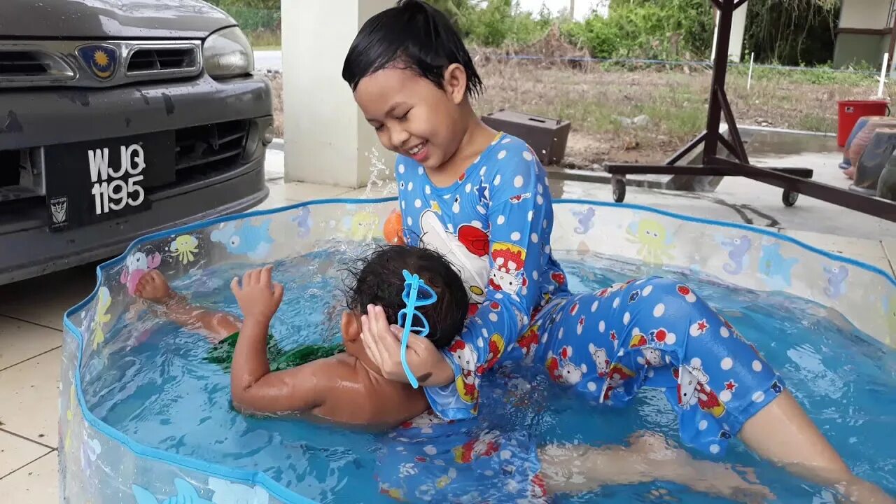 Sd mandi. Anak sd mandi kolam age 16.