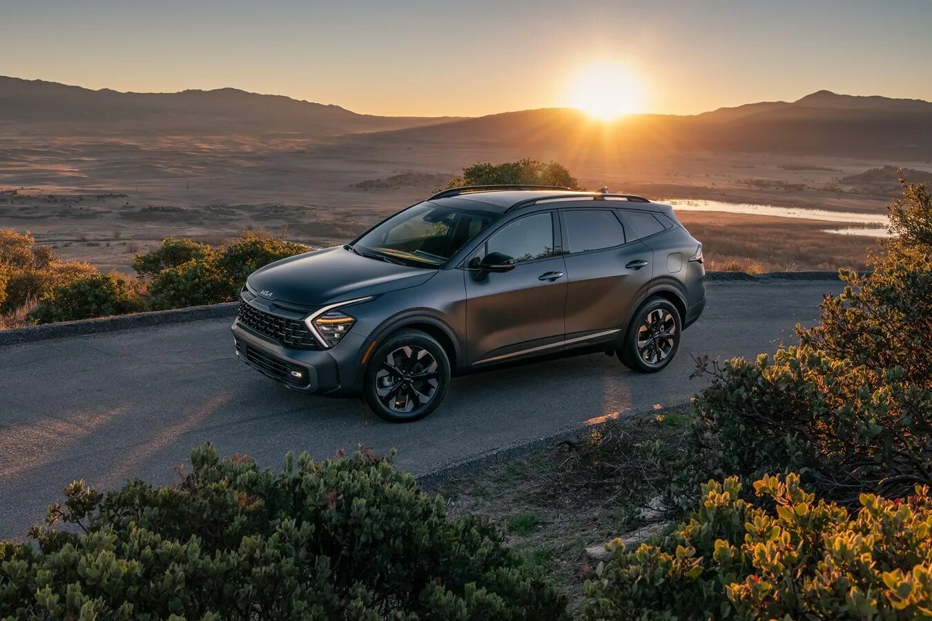 Quick walk around the 2023 Kia Sportage LX - YouTube