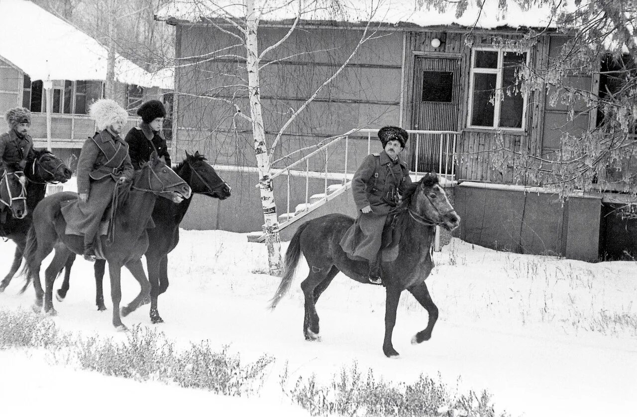 Оренбургская неженка. Оренбургские казаки. Оренбург казачество. Село неженка в Оренбургской. Оренбургская область в 1991.