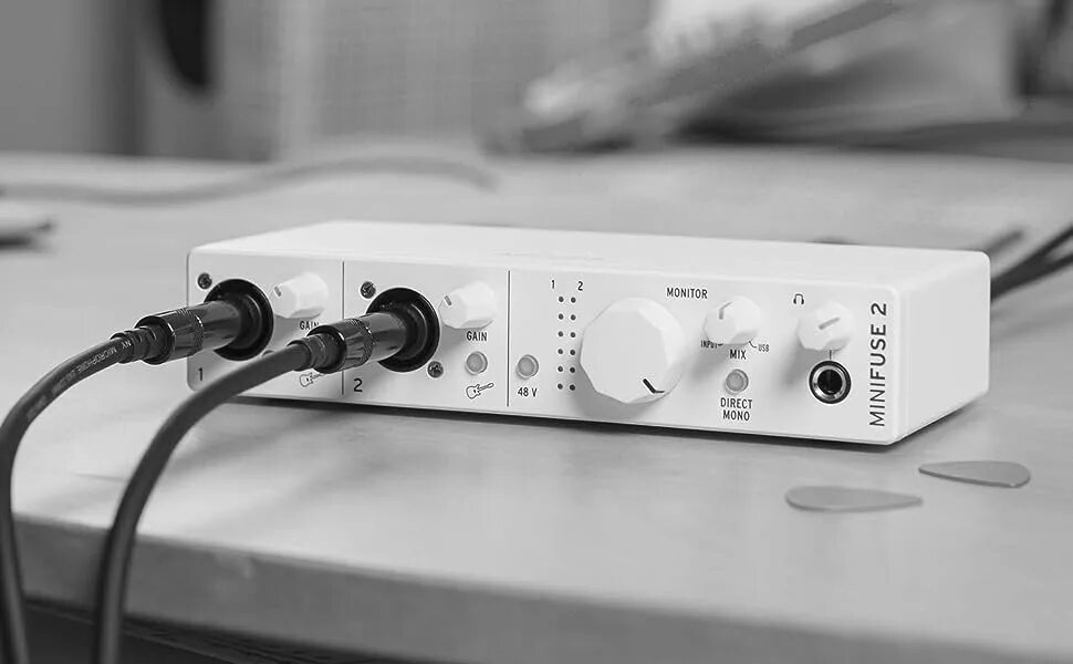 Arturia minifuse 1 black. Звуковая карта arturia minifuse 2. Карта arturia minifuse 2. Arturia minifuse 2. Arturia minifuse 1 black.