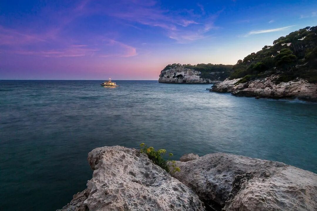 Cala galdana donde esta