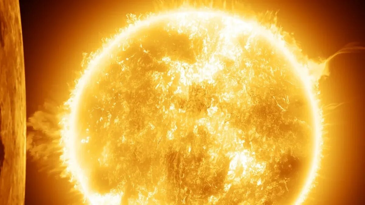 Магнитная буря в челябинске на 3 дня. Вспышка на солнце 2023. Башня солнечной вспышки. Вспышки на солнце в феврале 2023. Солнце в космосе фото.