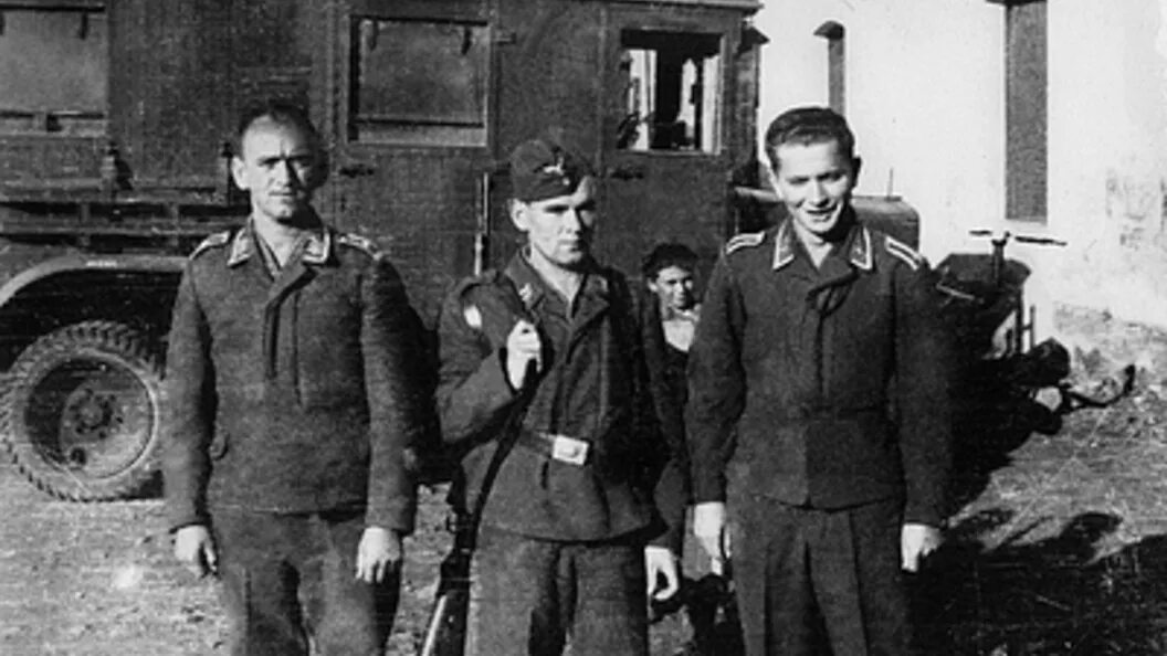 Следствием второй мировой войны стало. Зондеркоманда СС 10-А В Ейске. Немцы в Ейске фото. Детский дом Ейск 1942.