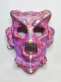Коралловая маска