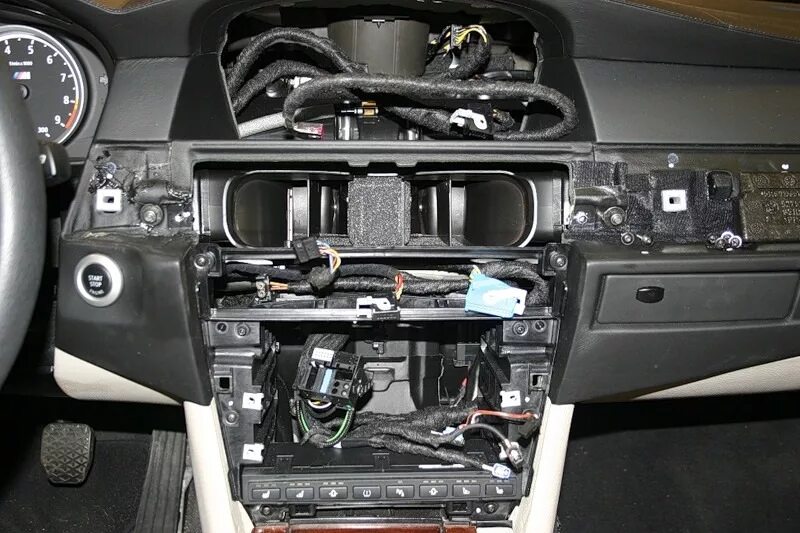 Как снять панель бмв е60 Снятие торпеды Бмв Е60 BMW 5 series (E60), 3 л, 2010 года своими руками DRIVE2