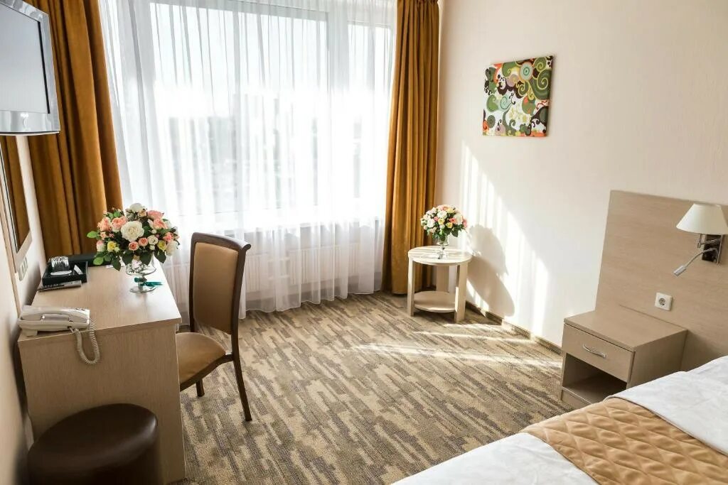 Отель Малахит на улице Труда 3*, Челябинск, цены от 3000 руб. 101Hotels.com