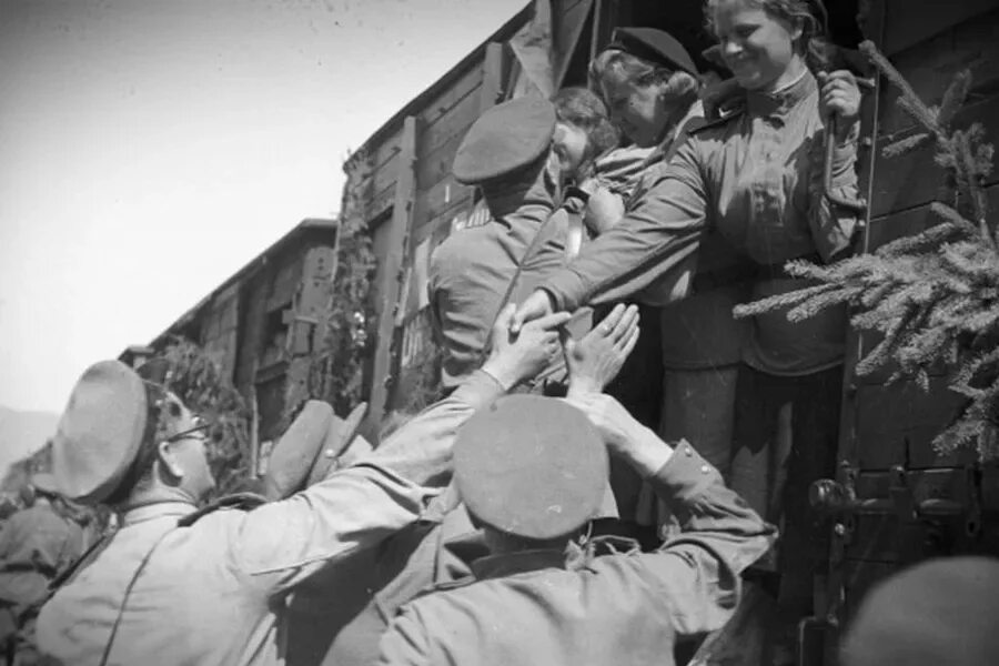 Видео с фронта россии. Хроники военных лет 1941-1945. Фото Великой Отечественной войны 1941-1945.