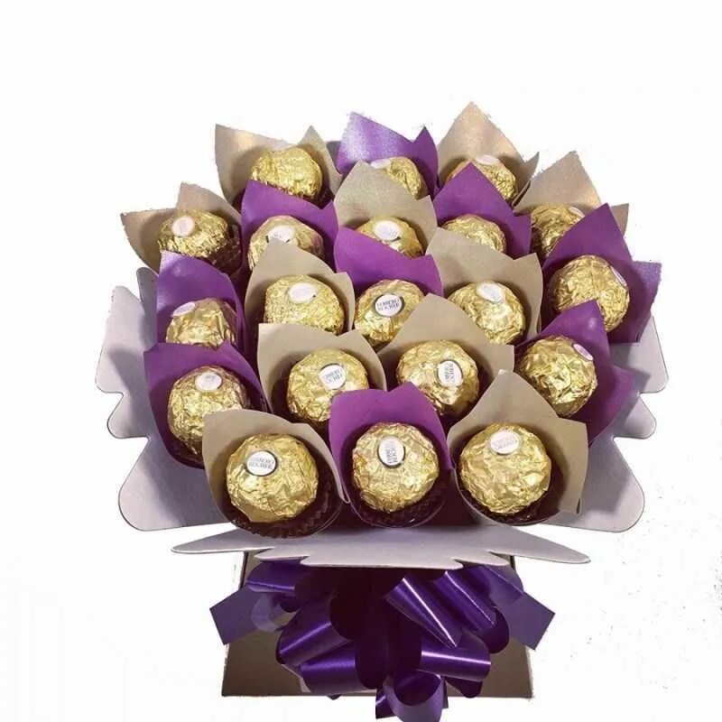 Красивая конфета своими руками. Букет Ferrero Rocher. Сладкий букет из Ферреро Роше. Шоколадный букет из Ферреро Роше. Сладкий букет из конфет Ферреро Роше.