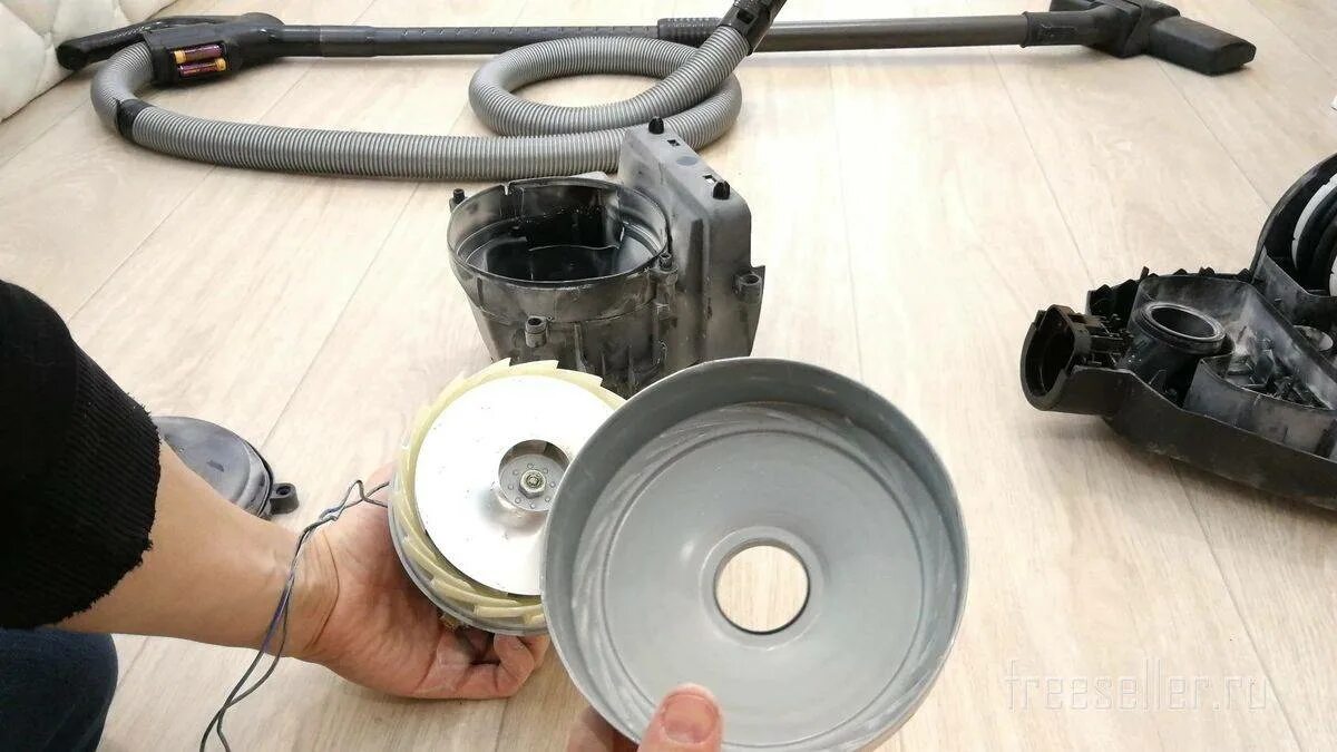 Как разобрать штангу пылесоса Ремонт пылесосов Philips