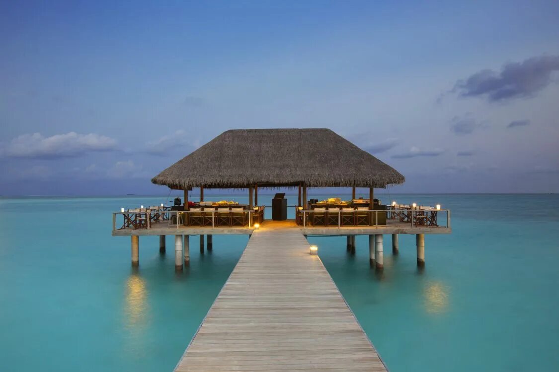Мальдивы какой отдых. Velassaru maldives 5 мальдивы. velassaru maldives 5 южный мале атолл. остров велассару на мальдивах. велассару отель мальдивы фото.