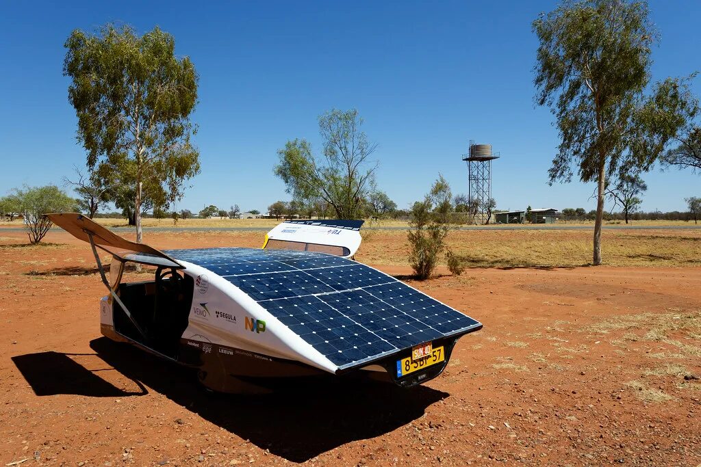 World solar challenge. Автомобиль solar power. solar energy car. red one solar car.