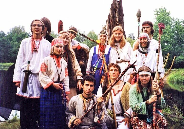 Группа древляне. Группа древляне. Племена поляне древляне дреговичи. Древляне внешность. Группа древляне.