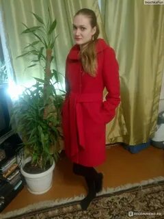 Юля сестра пальто