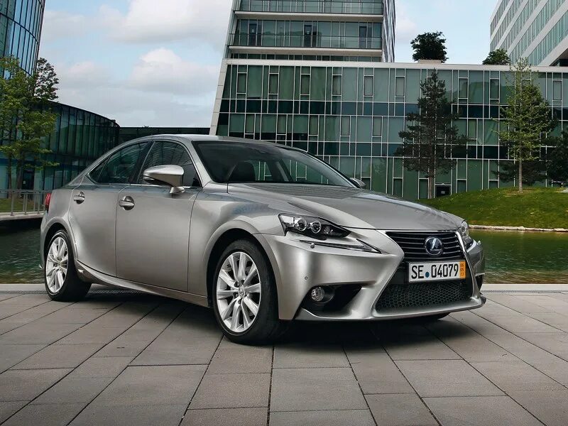 Lexus is поколения. Лексус is 2013. Лексус is 300 h 2013. Lexus is 2013. Лексус is 300 2013.