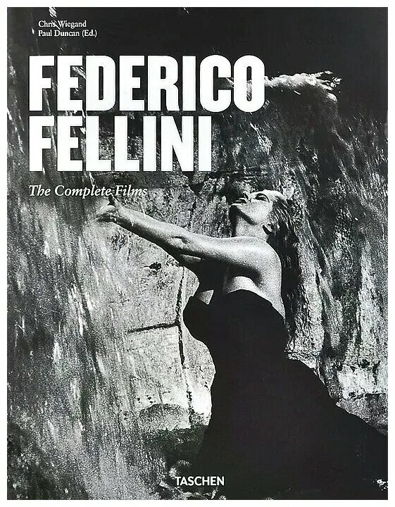 Complete films. Феллини Федерико книга. Феллини о Феллини книга. Федерико Феллини книга интервью.