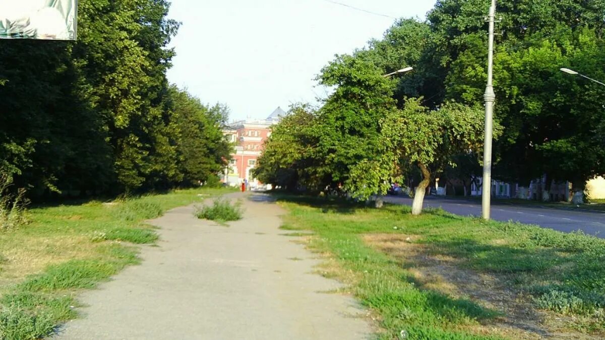 В Курске благоустроят парки Железнодорожников и Дзержинского В администрации Кур