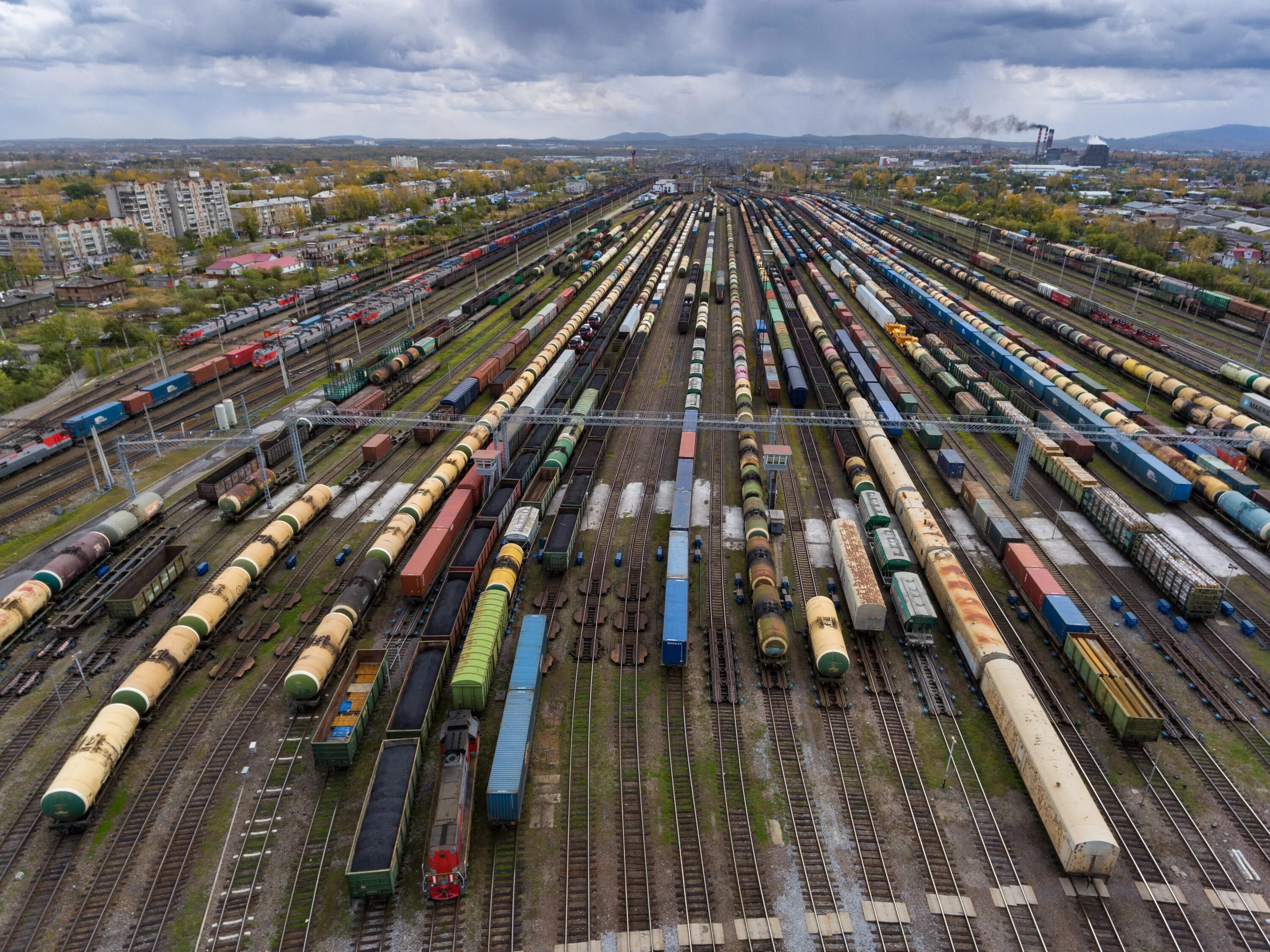 Железнодорожный московская область транспорт. Сортировочная станция Орехово-Зуево. Грузовая станция. Железнодорожный транспорт. ЖД транспорт.