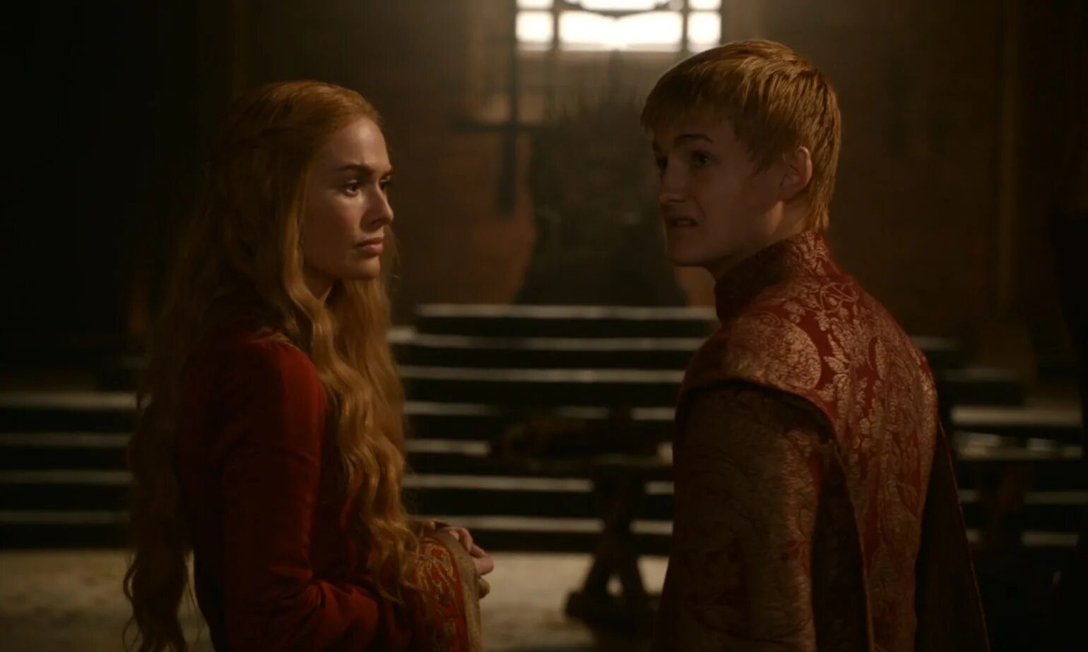 Игры престолов 2 10. Joffrey baratheon серсея. игра престолов серсея и джоффри. джоффри баратеон и серсея. серсея баратеон игра престолов.