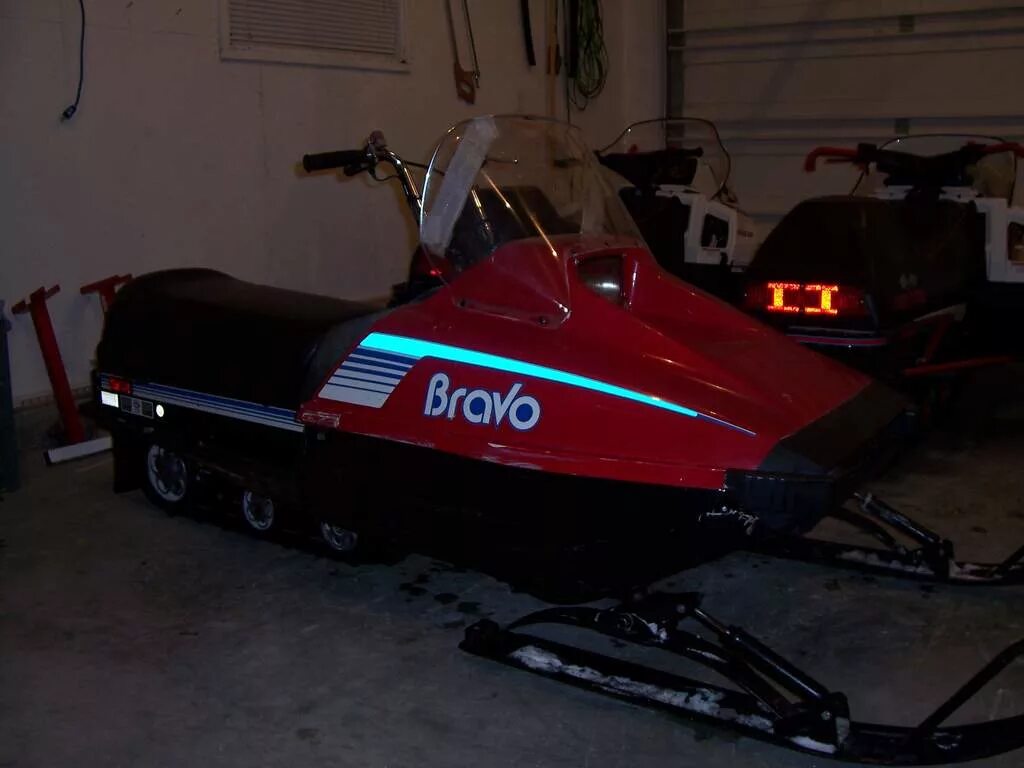 снегоходы yamaha 1986.