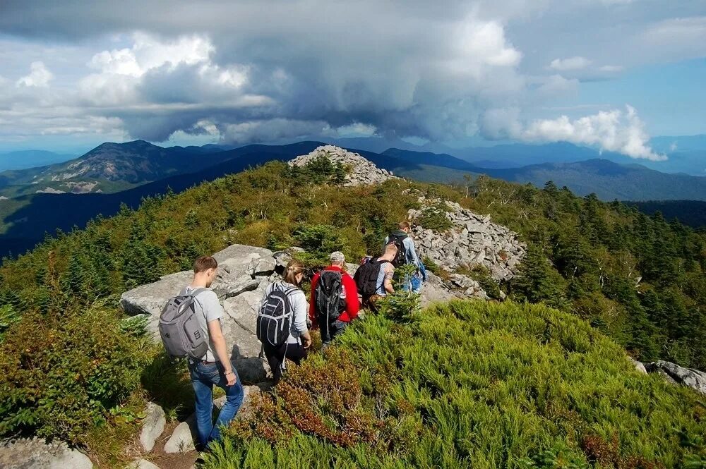 приморский край поход. туристы приморья. владивосток виды туризма. пешеходные тропы мультинских озер. приморский край поход.