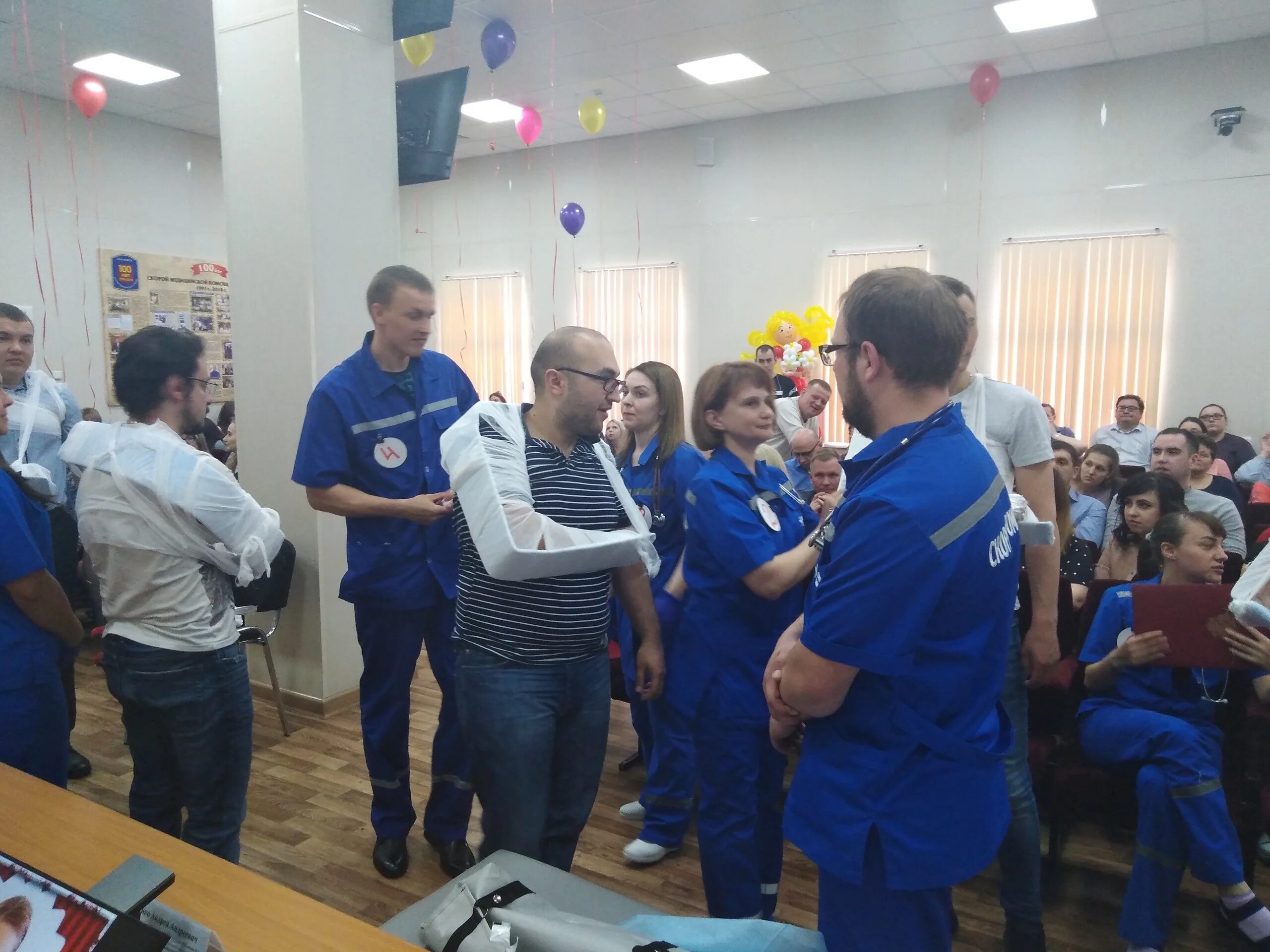 Скорая подстанция 5. Подстанция скорой помощи красноярск. 5 подстанция скорой помощи красноярск. подстанция 37 скорой помощи. подстанция скорой помощи 5 фельдшер.