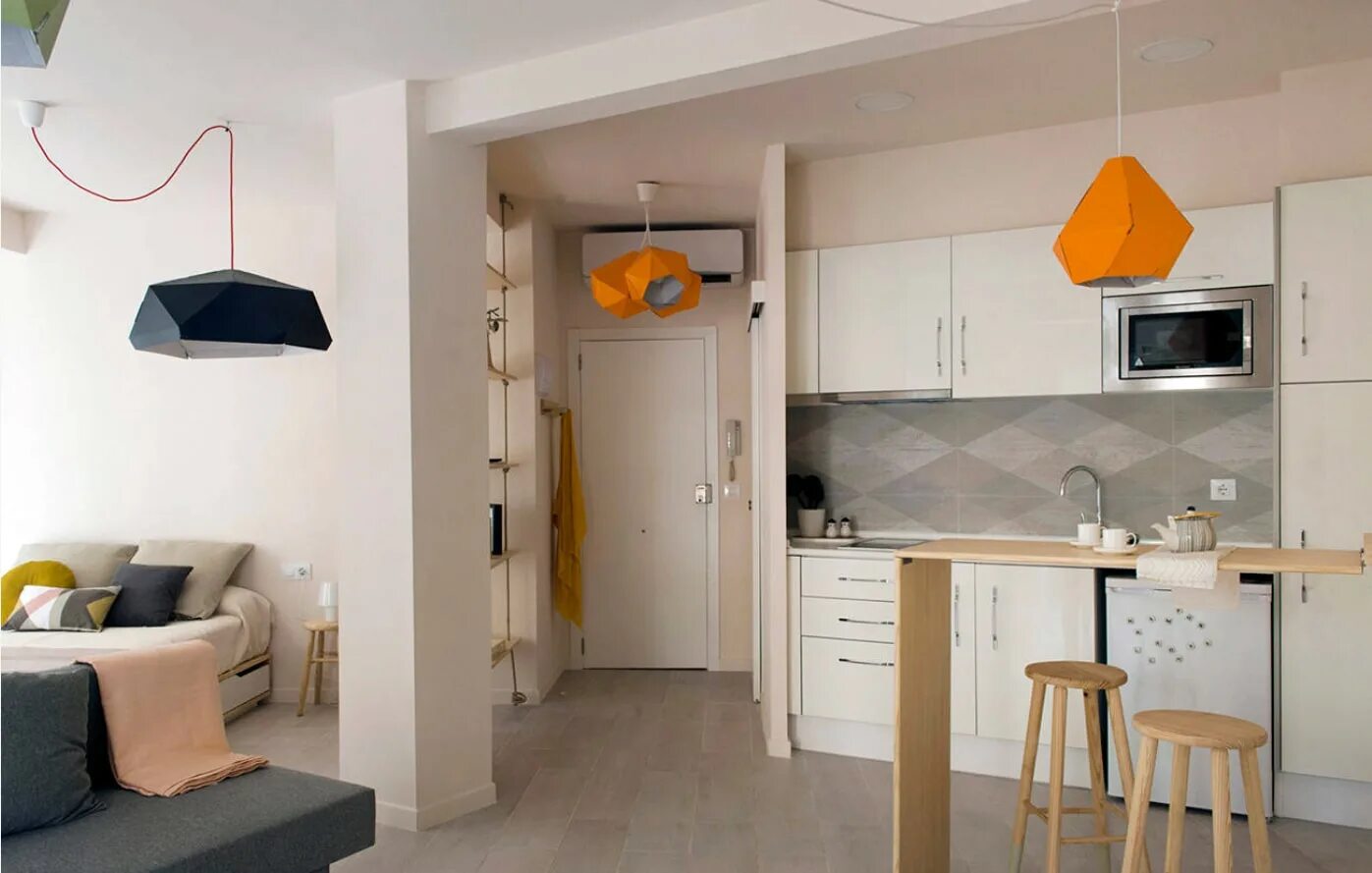 м. кухня в маленькой студии. кухни для студий маленьких. кухня гостиная с барной стойкой. м.