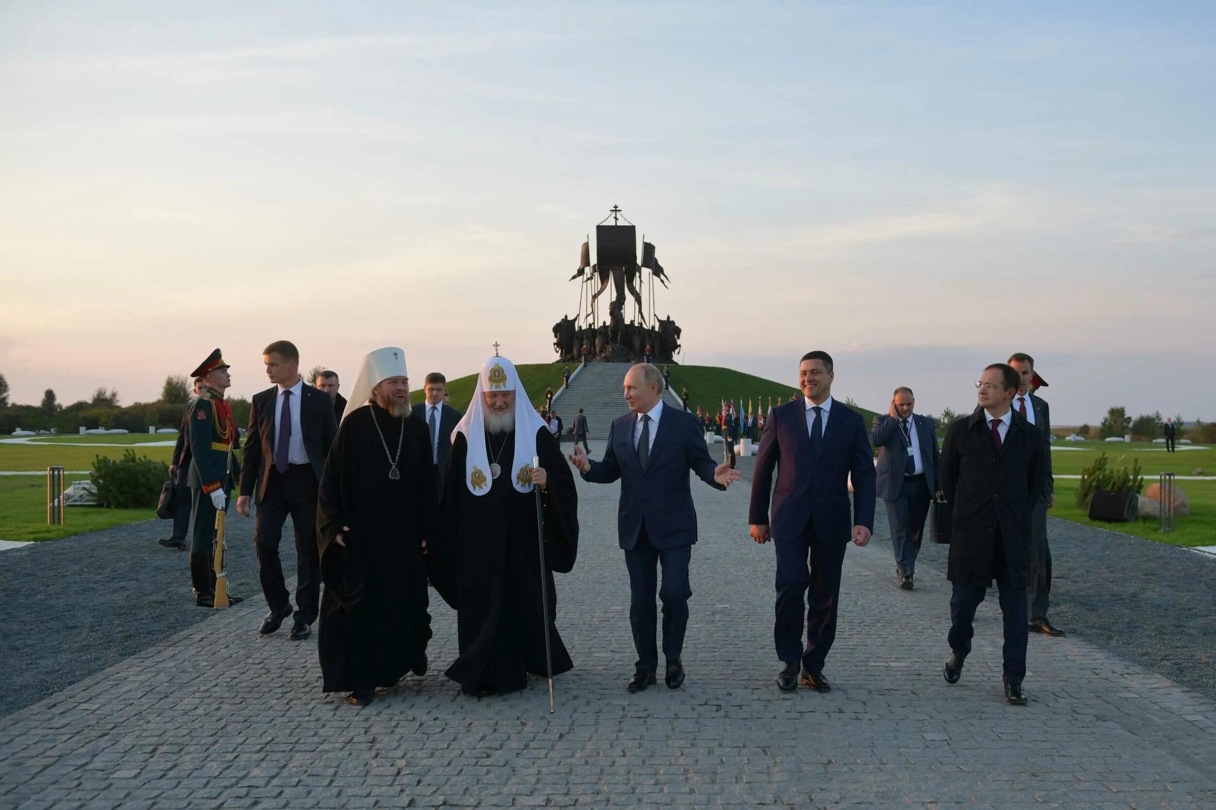 Александров открытие памятника. Мемориал Александру Невскому в Самолве.