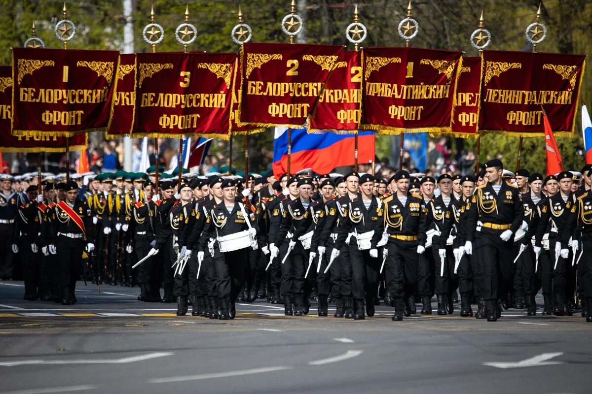 Во сколько начинается парад в калининграде. Парад в калининграде. парад победы калининград. военный парад в украине. парад победы в калининграде 2025.