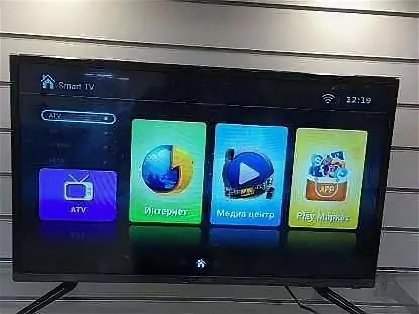 Телевизор Yuno 32 дюйма смарт ТВ. Телевизор Yuno ULX-24tc211. Smart TV для телевизора Yuno. Телевизор Yuno 32 ULX-32tc 114. Телевизор yuno 32