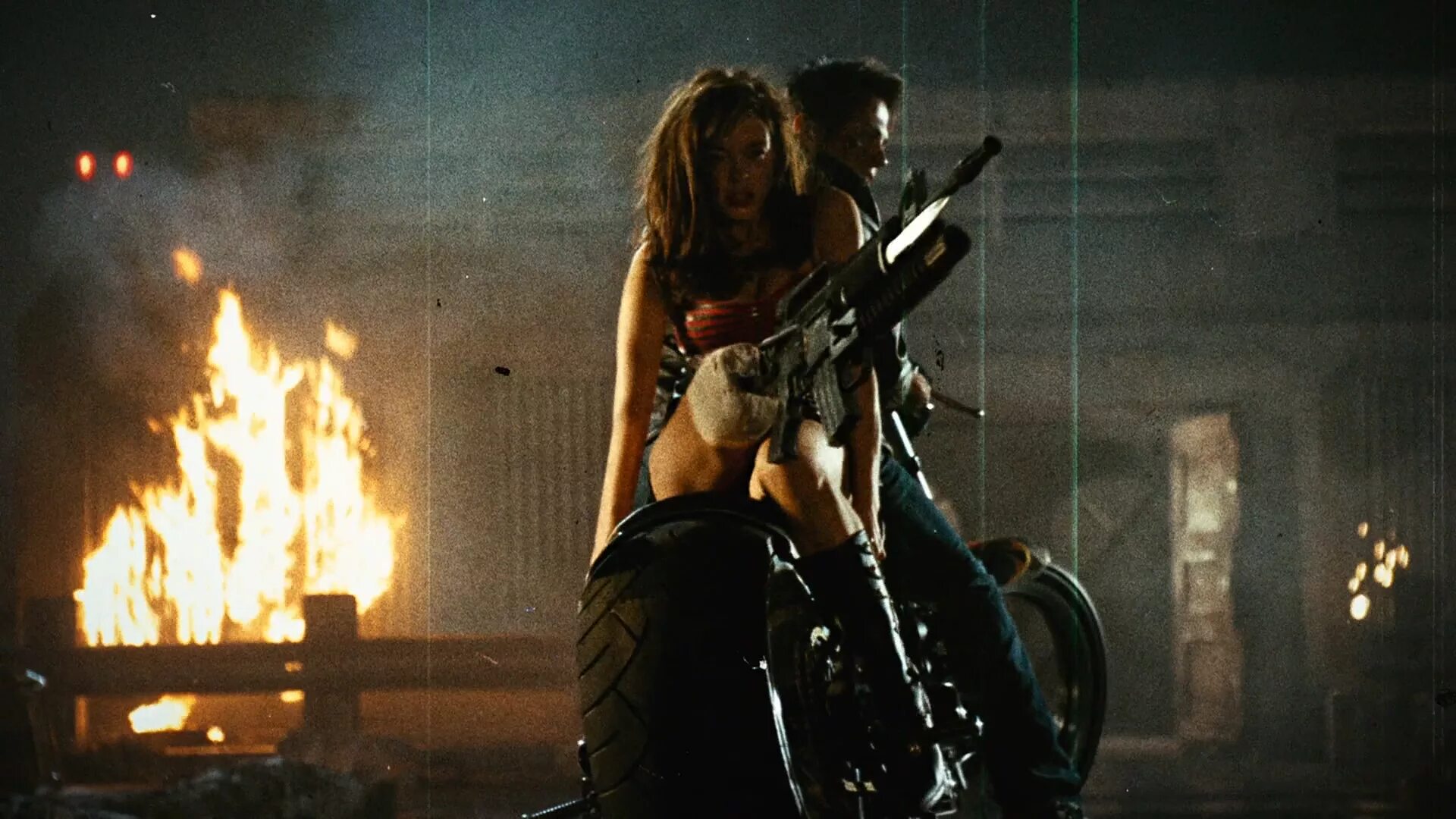 Планета страха / Planet Terror (2007). Роуз макгоуэн Планета страха.