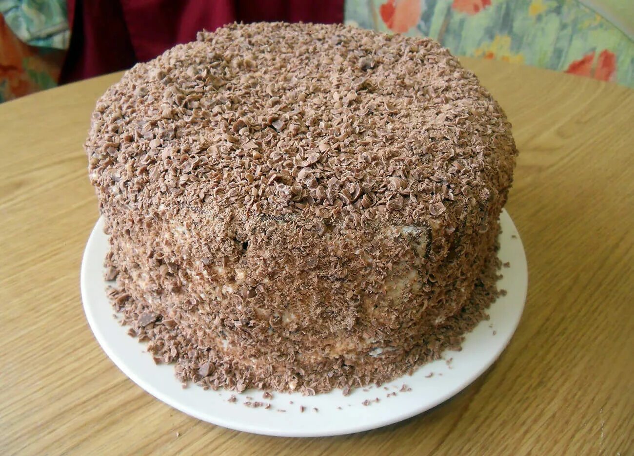 Торт без выпечки из крошки. Торт из крошки печенья. Торт с крошкой. Торт без выпечки пломбир из крошки. Торт из крошки без выпечки.