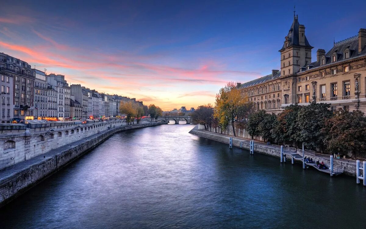 Река сена во Франции. Река сена в Париже. La seine (река сена) Франция. Река сена во Франции фото. Речка сена