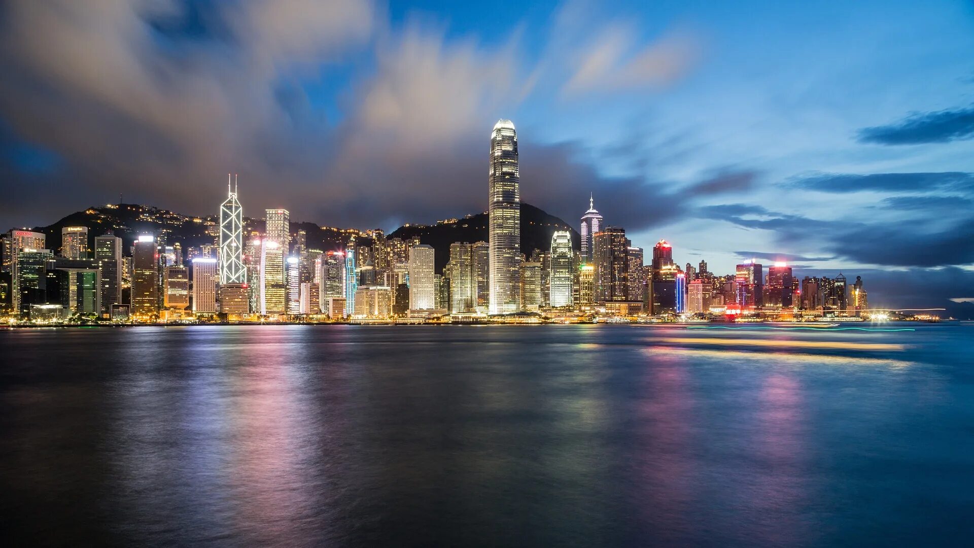 Cos hong kong