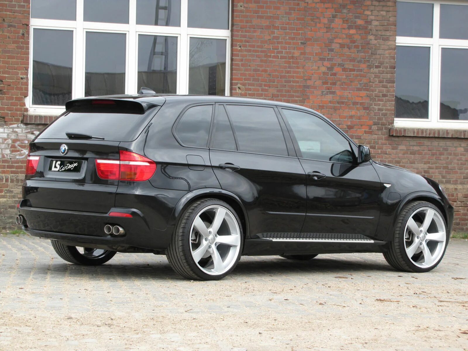 БМВ Икс 5 е 70. BMW x5 r21. Диски БМВ x5 e70. БМВ е70 r22.