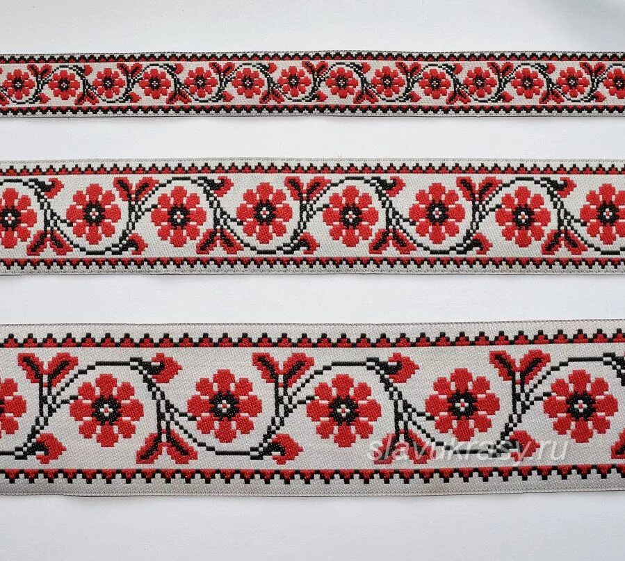 тесьма славянская ровная.