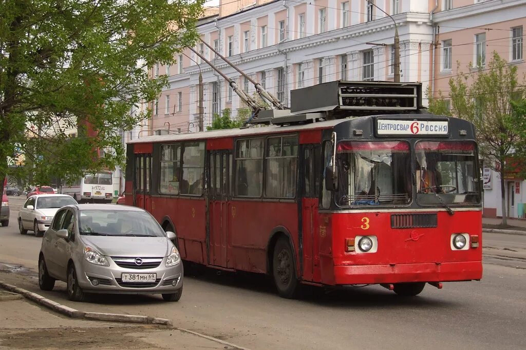 Тверь 3. ЗИУ 9 В Твери. Троллейбус Тверь. Тверской троллейбус 90. Троллейбус Тверь ЗИУ -682b.