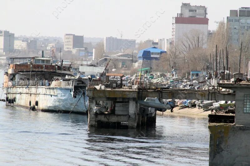 Саратов 2000 год. Лодочная база Волга. Лодочная база Саратов. Лодочная база волна Саратов.